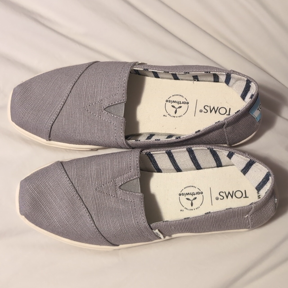 Tom's (Size 6.5W)